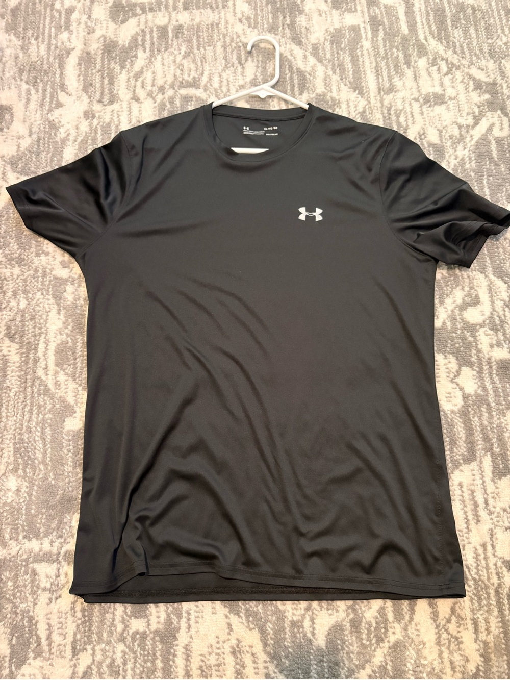 Under Armour Men’s Black Crew Neck Athletic Tee